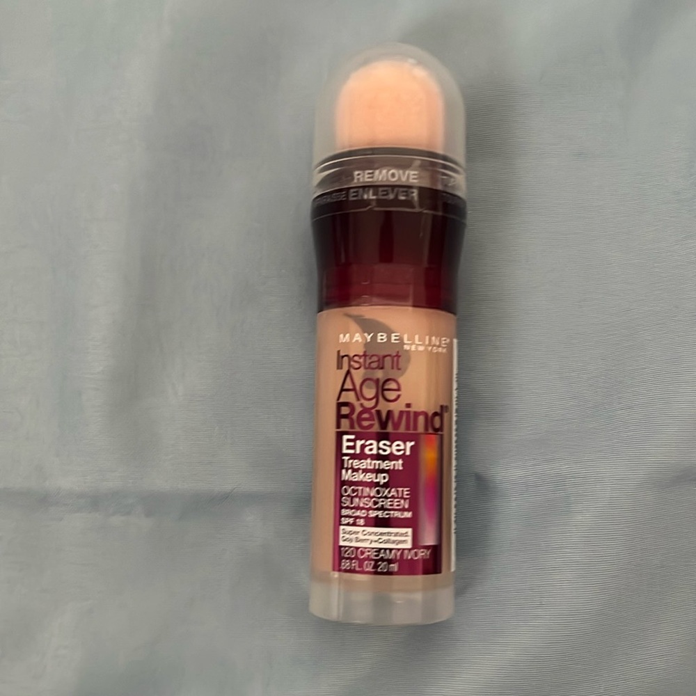 Maybelline Instant Age Rewind Eraser - 120 Creamy Ivory
